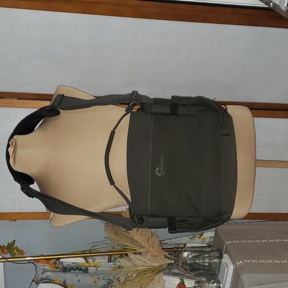 Lowepro messager/camera 📷  bag - Picture 1 of 12